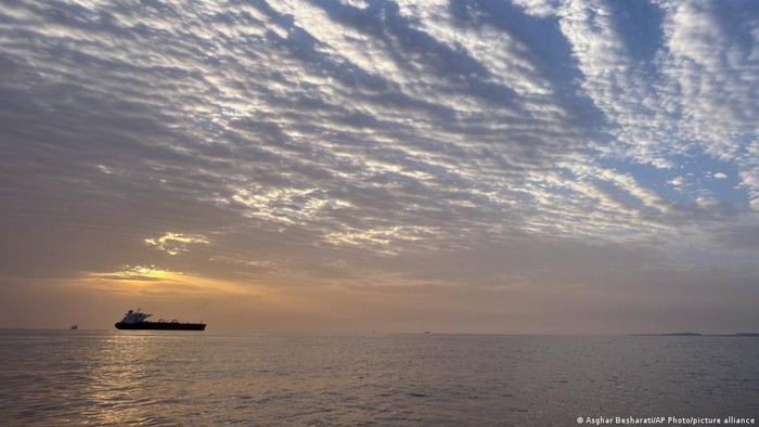 Iran memiliki Kartu As strategis, Selat Hormuz (Asghar Besharati/AP Photo/picture alliance)
