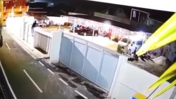 Pria bawa parang datangi rumah Wali Kota Palopo Naili Trisal.