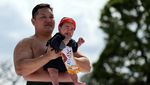 Tangisan Bayi Warnai Tradisi Nakizumo