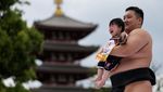 Tangisan Bayi Warnai Tradisi Nakizumo