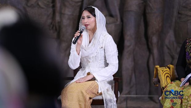 Wakil Menteri Perdagangan Dyah Roro, memberikan pemaparan dalam acara Top Women Fest 2026. Mengusung tema 