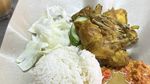Ayam Gepuk Indonesia Menggila di Malaysia, Ini Restoran Favorit Warlok!