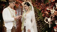 Mereka turut senang dengan pernikahan ini.  Foto: dok instagram El Rumi