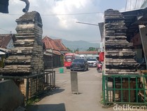 Melihat Gapura Tua Bentuk Candi Bentar di Makam Ki Ageng Pandanaran Klaten