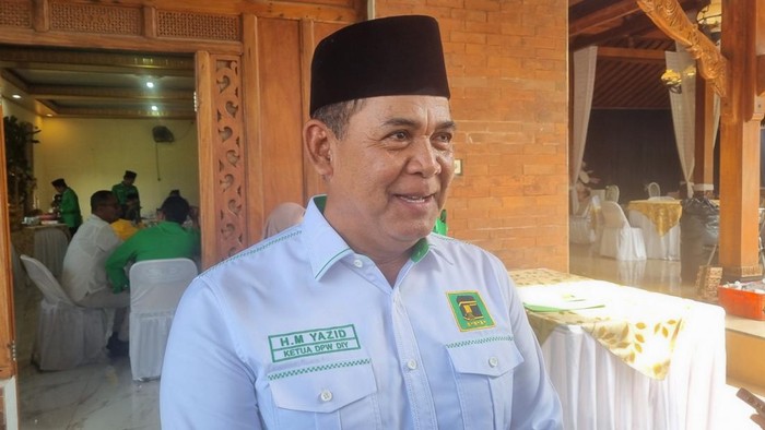 Ketua DPW PPP DIY, Muhammad Yazid saat memberikan keterangan di Bantul, Minggu (26/4/2026).
