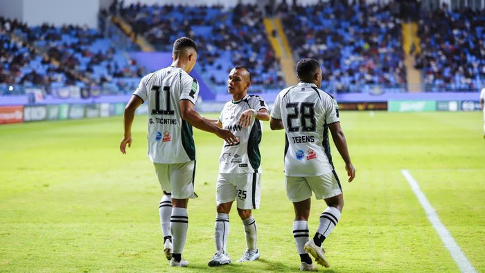 Laga Persiba Balikpapan vs PSS Sleman di Stadion Batakan, Balikpapan, Minggu (26/4/2026).