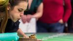 Lucu dan Seru, Peserta Pandu Katak di Kontes Frognight Kroasia
