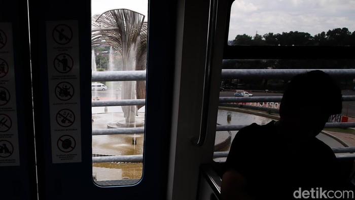 Murah dan Nyaman, LRT Palembang Jadi Favorit Mobilitas Warga