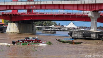 Potret Kehidupan di Sungai Musi, Ikon Hidup Kota Palembang