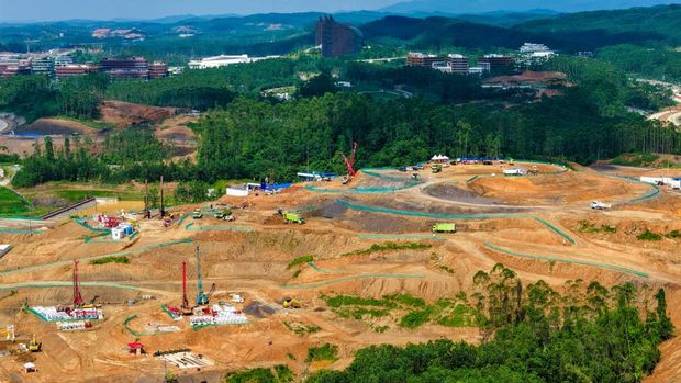 Presiden Prabowo Subianto telah menandatangani desain pembangunan Kawasan Legislatif dan Yudikatif di Ibu Kota Nusantara (IKN). Penandatanganan ini menjadi salah satu langkah dalam memperkuat Nusantara sebagai pusat pemerintahan dan ibu kota politik Indonesia. (Dok. IKN)