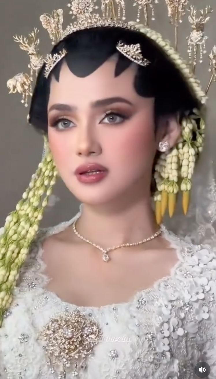 Syifa Hadju Syifa Hadju