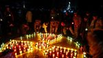 Tabur Bunga dan Nyalakan Lilin, Ukraina Kenang Tragedi Chernobyl ke-40