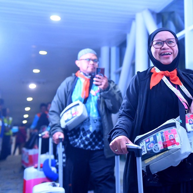 359 Calon Haji Samarinda Terbang ke Tanah Suci