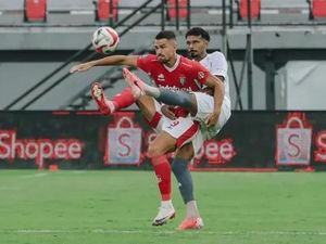 Johnny Jansen Butuh Striker Minimal Cetak 15 Gol