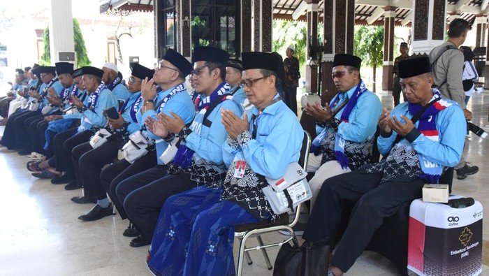 Calon jemaah haji asal Sidoarjo