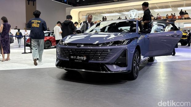 Changan EADO HEV melantai di Beijing Auto Show 2026