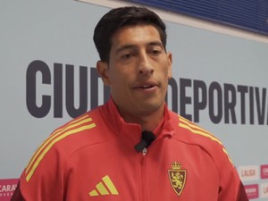 Kiper Tonjok Lawan Dihukum Larangan 13 Pertandingan