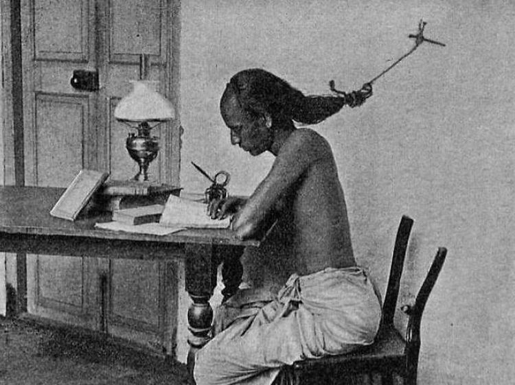 Foto-foto Jadul Ini Ternyata Simpan Cerita yang Bikin Melotot!