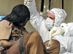 Foto-foto Jadul Ini Ternyata Simpan Cerita yang Bikin Melotot!