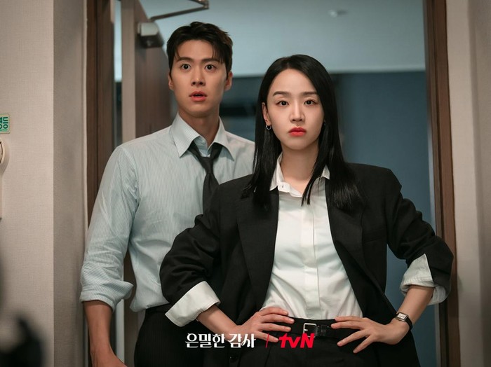 Penampilan Gong Myung dan Shin Hye Sun dalam drama Korea Filing for Love.