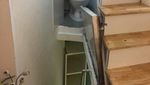 Helikopter-Piano di Toilet, Ini Pajangan Interior Rumah yang Paling Absurd!
