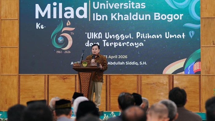 Ketua DPRD Kota Bogor Adityawarman Adil saat di UIKA.