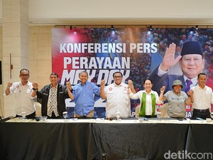 Andi Gani Ungkap Prabowo Desain Sendiri Kaos Buruh untuk Perayaan May Day