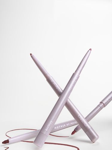 Lip Sculptor