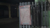 Nama UGD+ disebut bukan tanpa arti, karena dijelaskan oleh Bowo sebagai singkatan Usaha Golek Duit Tambahan yang kerap disalahartikan oleh pembeli.