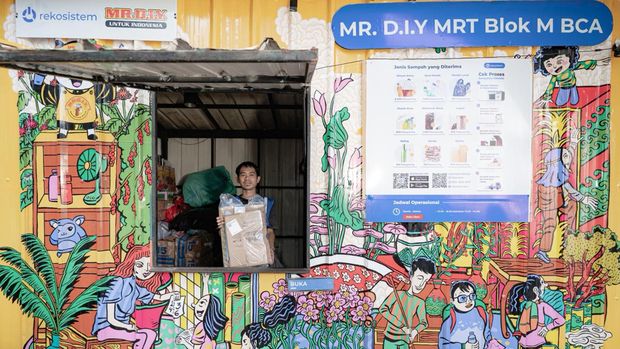Dukung Pengelolaan Sampah, MR.D.I.Y. Hadirkan Waste Station di MRT Blok M