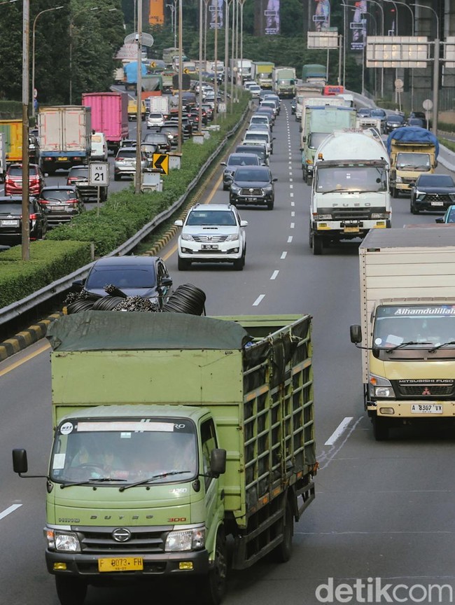Pajak Jalan Tol Belum Berlaku, Tunggu Ekonomi Membaik