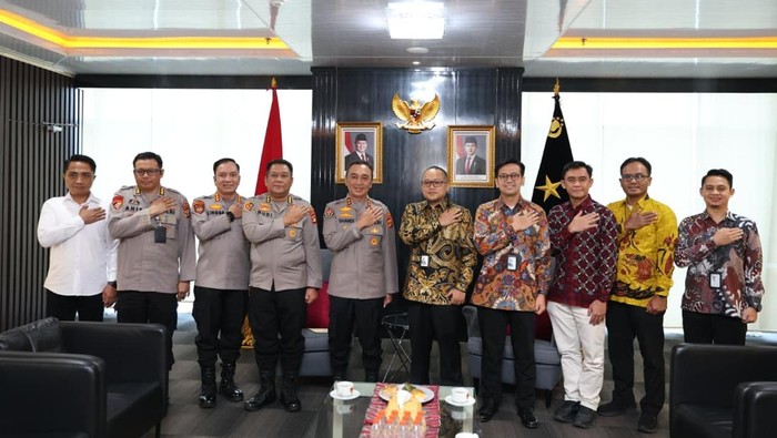 Polda Sumsel memperkuat komitmen dalam mendukung ketahanan energi nasional melalui penguatan pengamanan infrastruktur kelistrikan strategis di Sumsel. (dok Polda Sumsel)