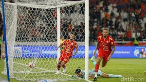 Potret Persija Pesta Gol ke Gawang Persis Tanpa Balas