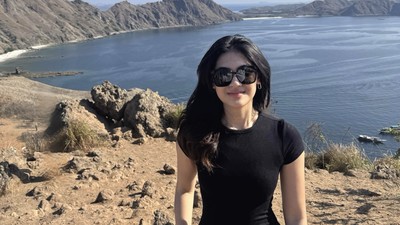 Potret Puteri Indonesia Pariwisata 2026 Karina Moudy Liburan di TN Komodo-Kawah Ratu