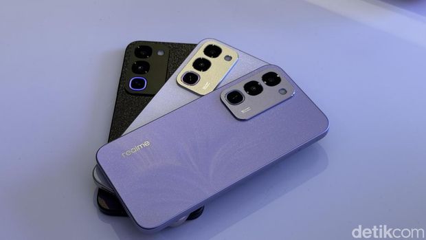 Realme C100 Realme C100