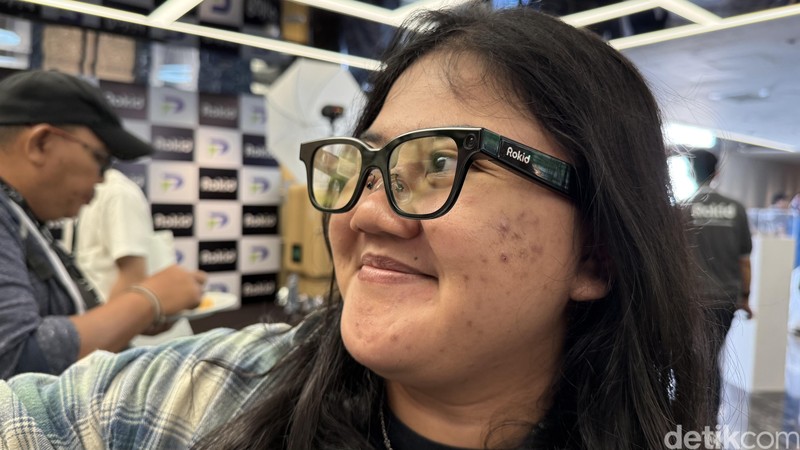 Rokid AI Glasses