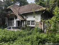 Rumah Hutan Terbengkalai di Bandung Viral, Keluarga Pemilik Kesal
