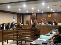 Sidang Putusan 2 Terdakwa Kasus Korupsi LNG Digelar 4 Mei