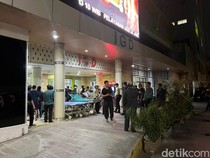 Korban Tabrakan 2 Kereta Dievakuasi ke RS, Salah Satunya RSUD Bekasi
