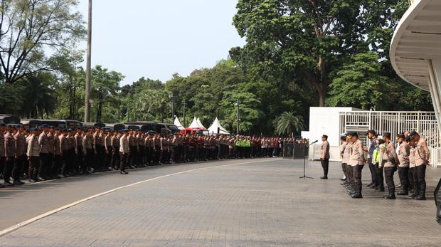Stadion GBK disterilisasi jelang laga Persija Vs Persis Solo, Senin (27/4/2026) malam.