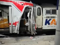 Tabrakan Kereta di Stasiun Bekasi Timur, 2 Orang Tewas