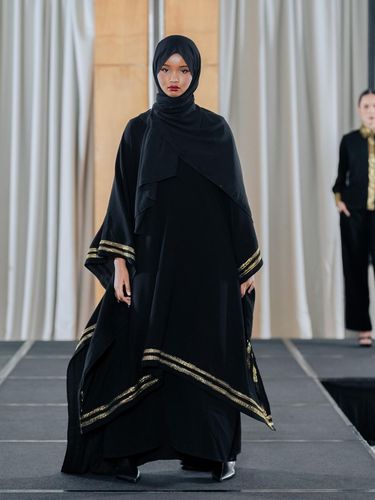 Brand hijab dan modest wear lokal, Makaila Haifa berkolaborasi dengan UNHCR (The UN Refugee Agency) menggelar trunk show bertajuk 
