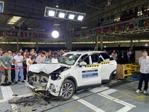 Ini Alasan Chery Rutin Lakukan Crash Test Mobil Secara Mandiri