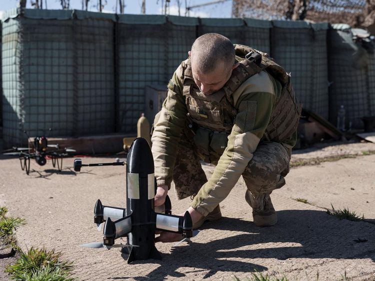 Ukraina Siapkan Drone Interceptor di Garis Depan Donetsk