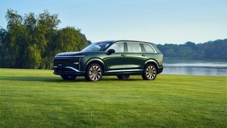 Wuling Luncurkan SUV PHEV 3 Baris, Bisa Jalan 260 Km Tanpa Bensin