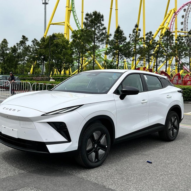 Lihat Lebih Dekat Chery E5 Facelift yang Banyak Ubahannya
