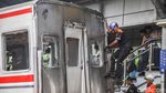 Evakuasi KRL Ringsek di Bekasi Ditarget Tuntas Hari Ini