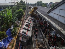 KNKT Sebut KA Argo Bromo Dapat Sinyal Hijau Sebelum Tabrak KRL di Bekasi