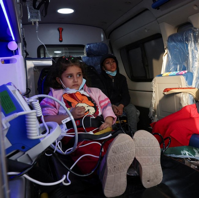 Evakuasi Medis Gaza, Anak-Anak Dibawa Keluar Zona Perang