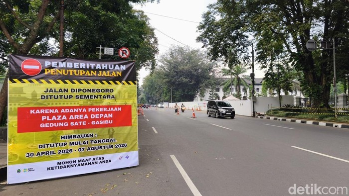 Jalan Diponegoro Bandung Ditutup Mulai 30 April.